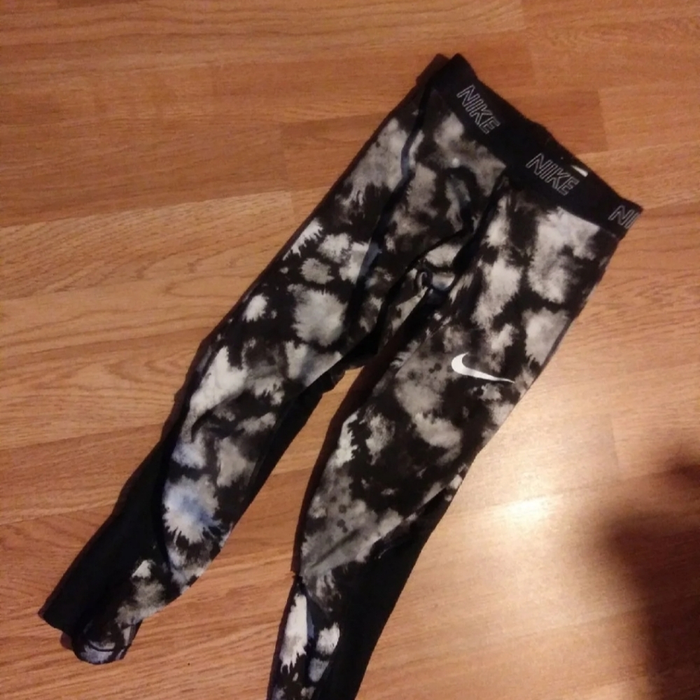Girls Nike Leggings